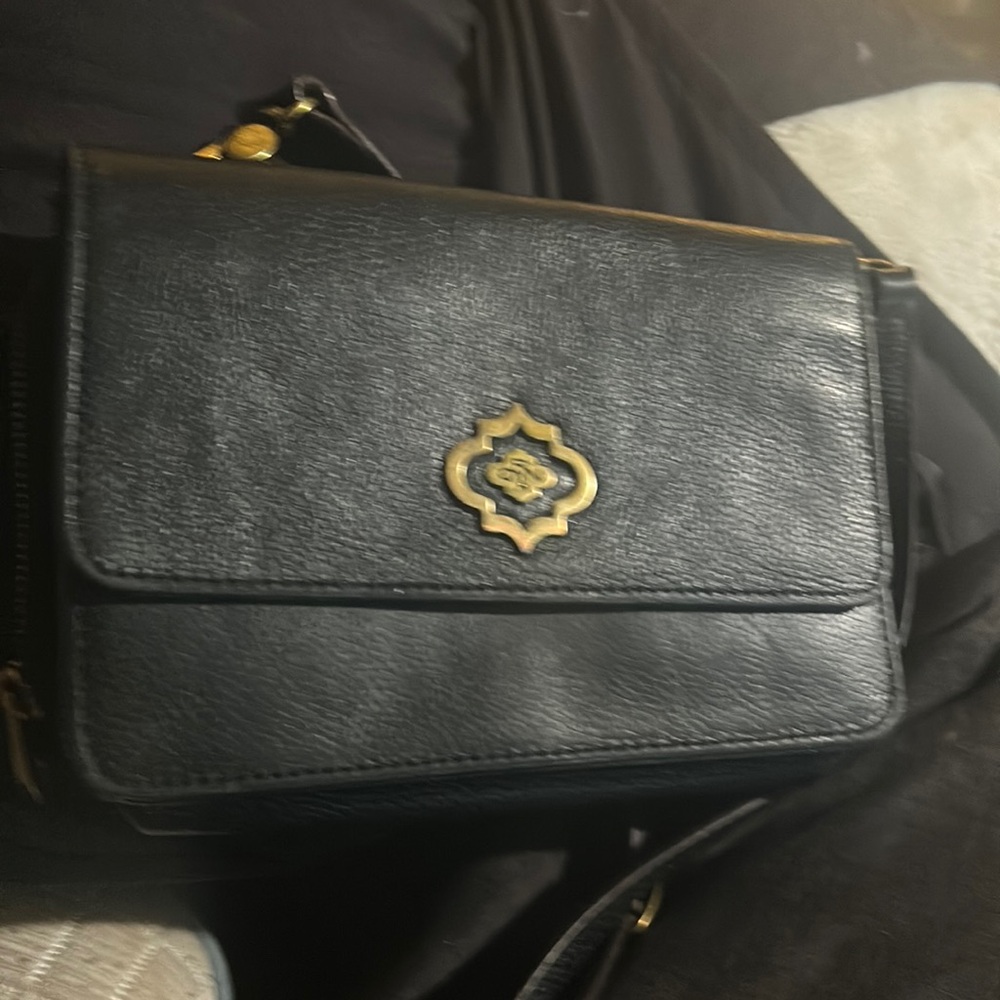 Or ya y cross body bag